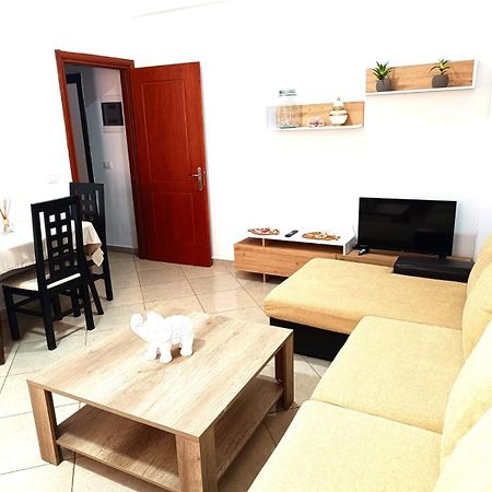 Atlantis Apartments Σαράντα Εξωτερικό φωτογραφία