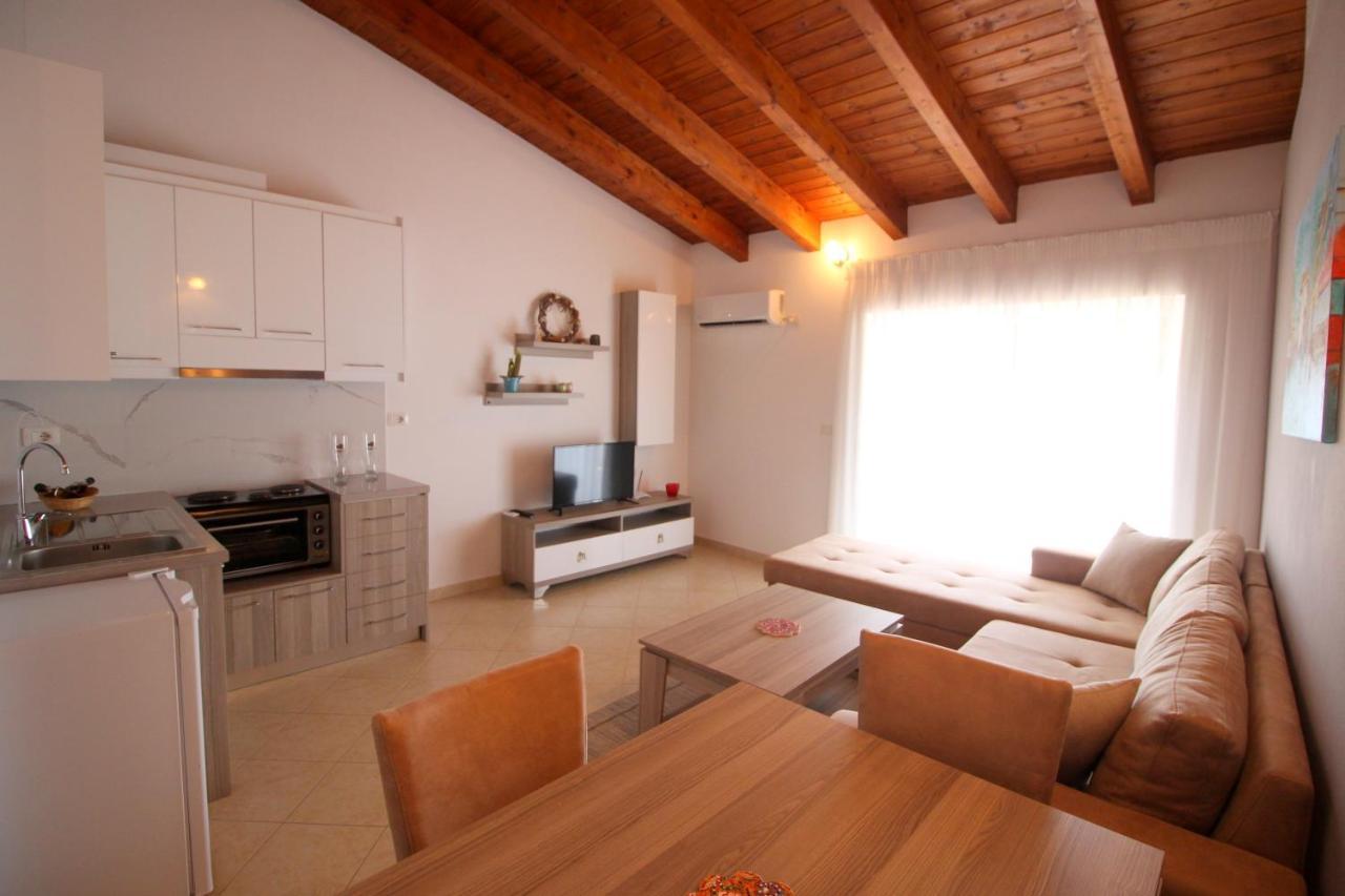 Atlantis Apartments Σαράντα Εξωτερικό φωτογραφία