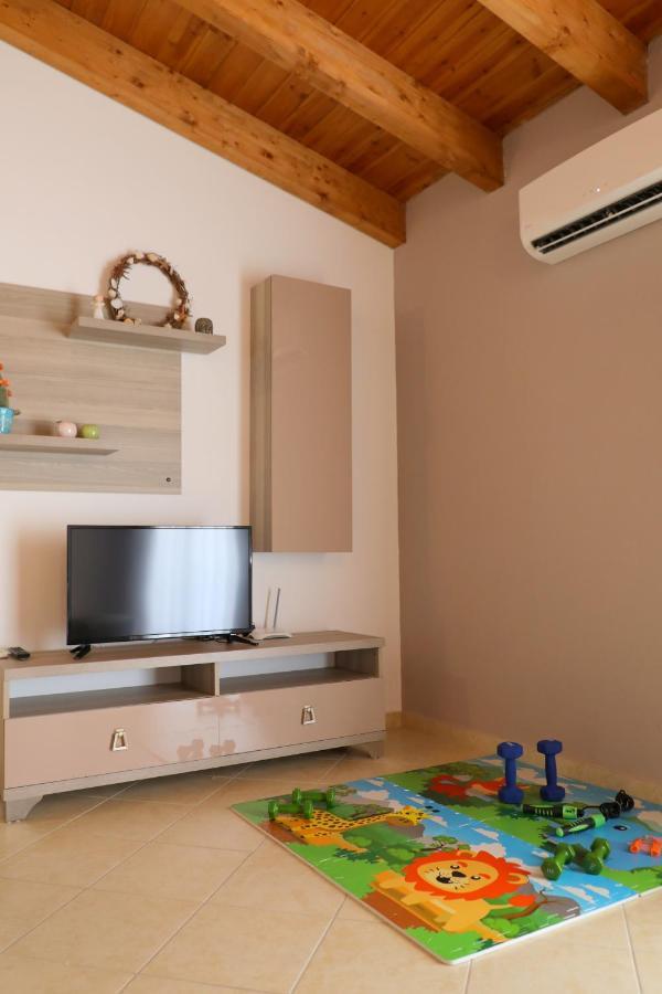 Atlantis Apartments Σαράντα Εξωτερικό φωτογραφία