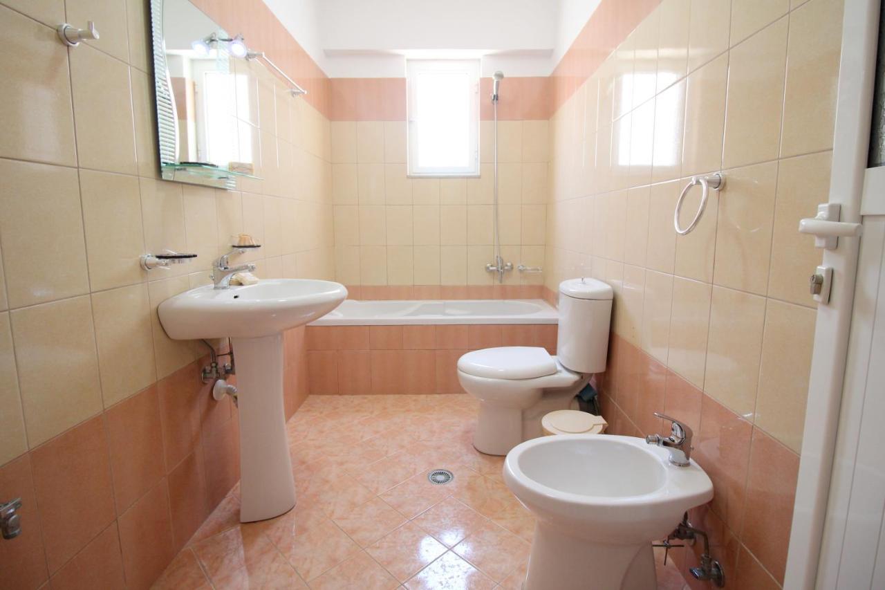 Atlantis Apartments Σαράντα Εξωτερικό φωτογραφία